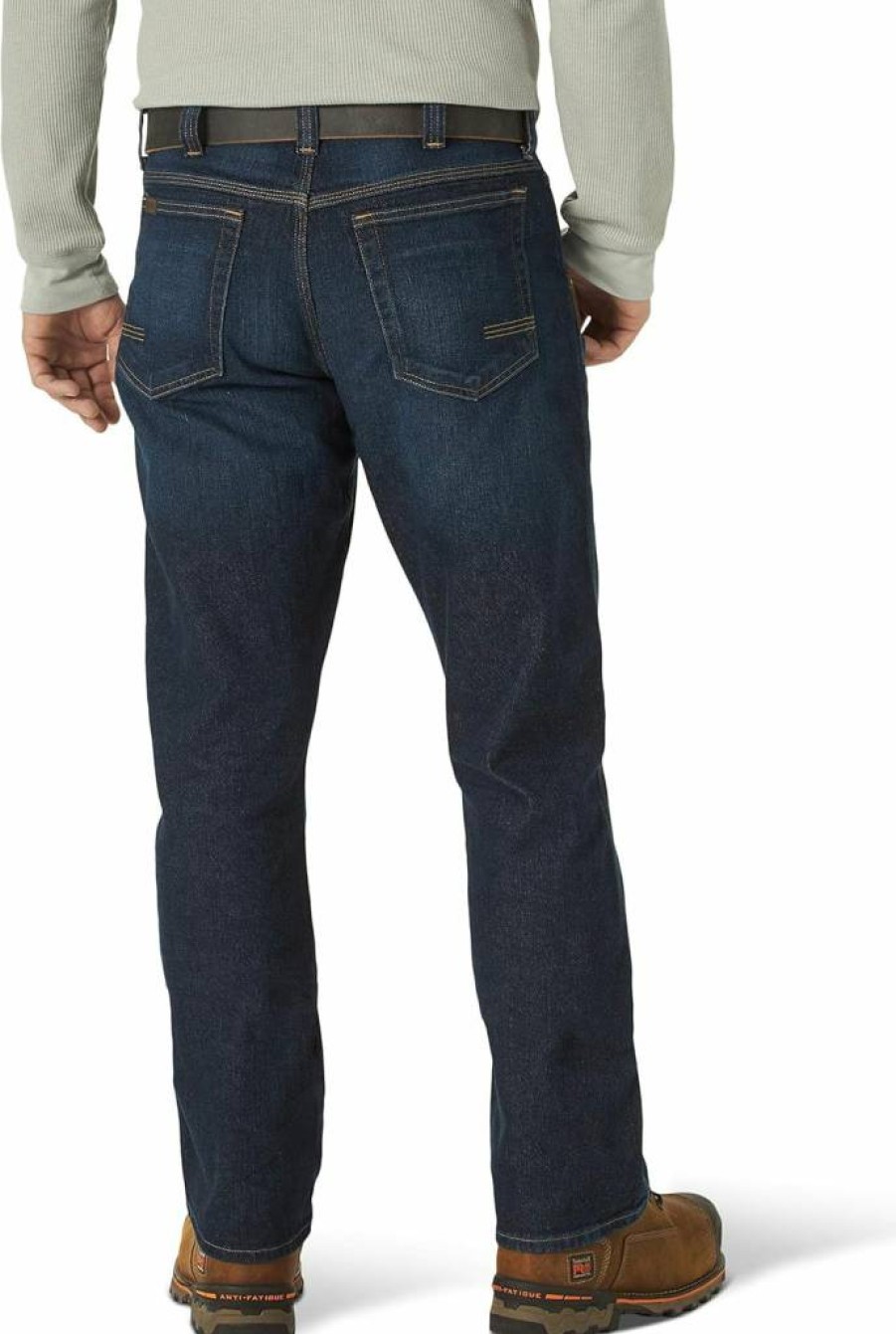 Wrangler Men's Slim Fit Stretch Denim Jeans - Comfortable Five Pocket Design for Everyday Wear