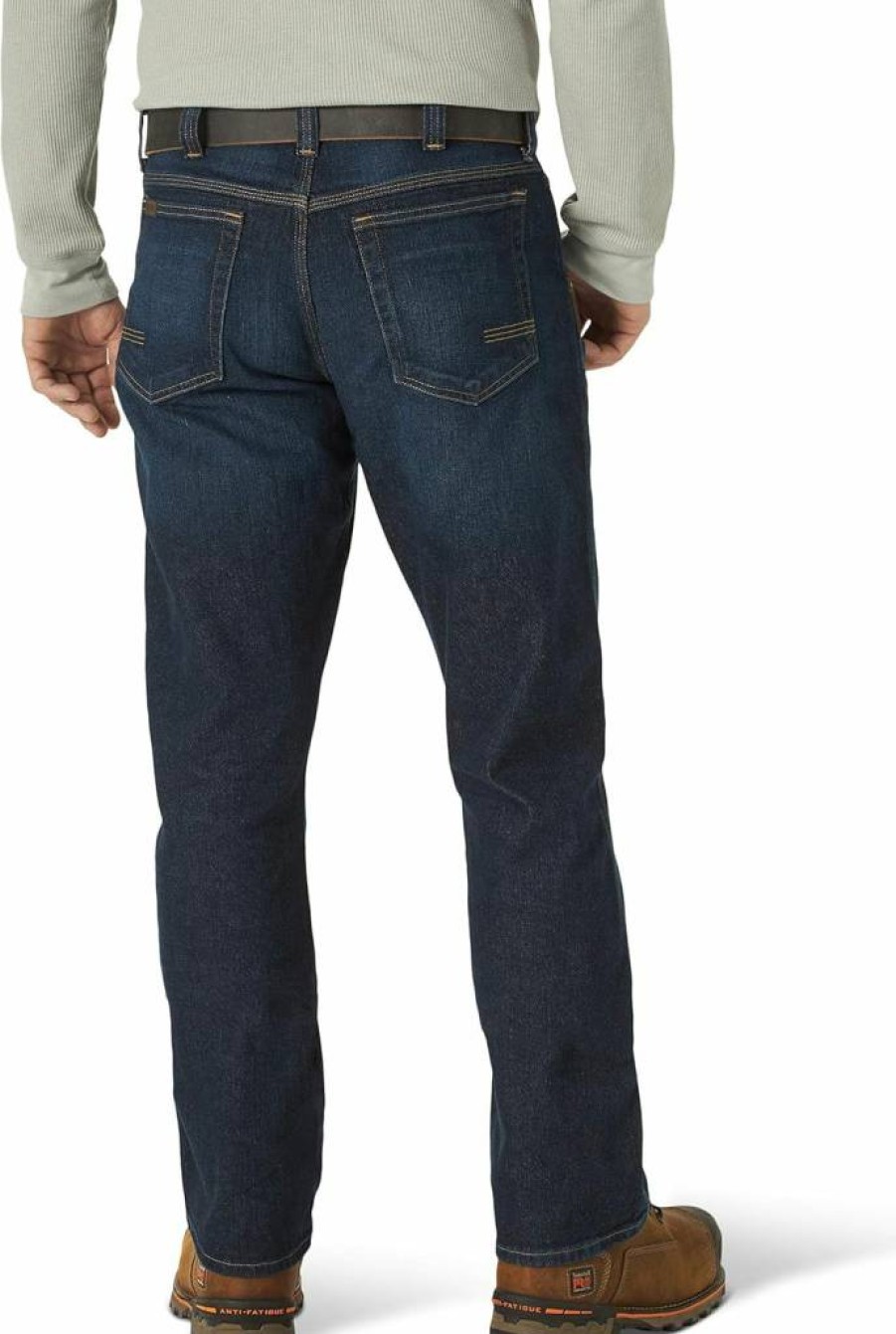 Wrangler Men's Slim Fit Stretch Denim Jeans - Comfortable Five Pocket Design for Everyday Wear